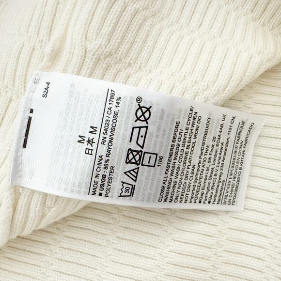 BANANA REPUBLIC | Ivory Cream Textured Knit Sweater Vest Button Down | Medium - Picture 8 of 9